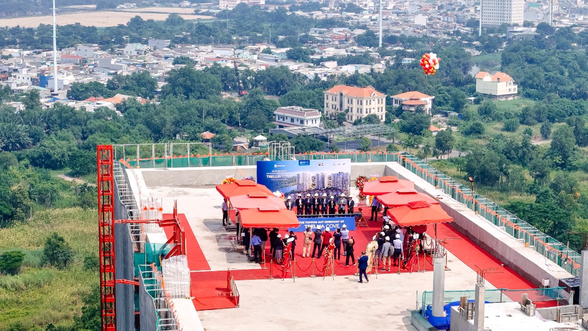 TRELLIA COVE TẠI MIZUKI PARK CHÍNH THỨC CẤT NÓC SAU HƠN 1 NĂM THI CÔNG